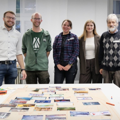 14-Tisch1-Gruppenfoto.jpg